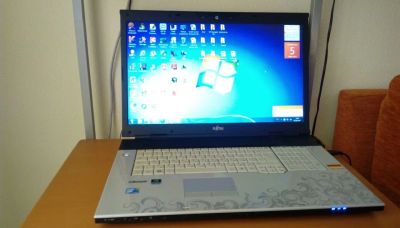 Лот: 9794999. Фото: 1. Ноутбук Fujitsu OMILO 17". Ноутбуки