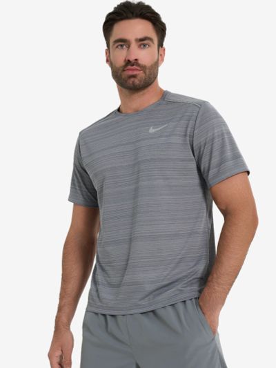 Лот: 24667675. Фото: 1. Футболка мужская Nike, Серый. Другое (спортивная одежда)