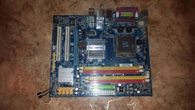Лот: 6170779. Фото: 1. Материнская плата Gigabyte GA-G33M-S2... Материнские платы