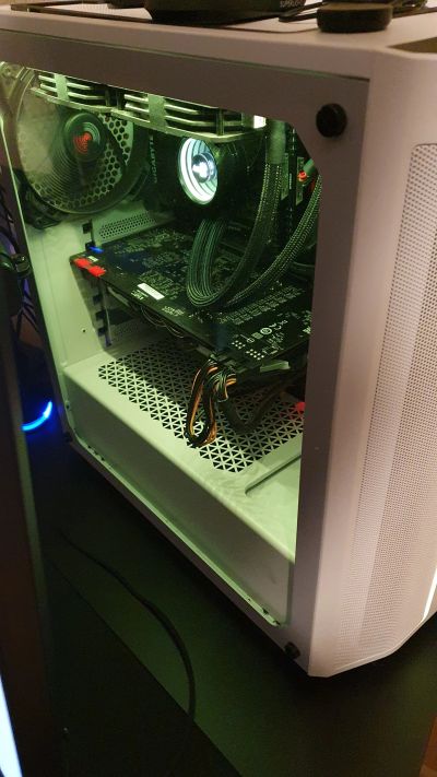 Лот: 18710711. Фото: 1. Видеокарта MSI ARMOR 1080 8GB. Видеокарты
