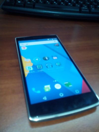 Лот: 6689470. Фото: 1. OnePlus One 16GB. Смартфоны
