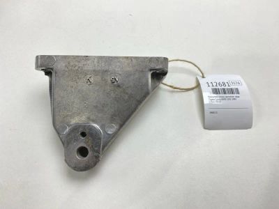 Лот: 25377846. Фото: 1. Кронштейн опоры двигателя Toyota... Двигатель и элементы двигателя