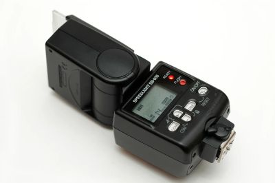 Лот: 6897893. Фото: 1. фотовспышка Nikon SB-600 Speedlight. Вспышки, осветители, рассеиватели