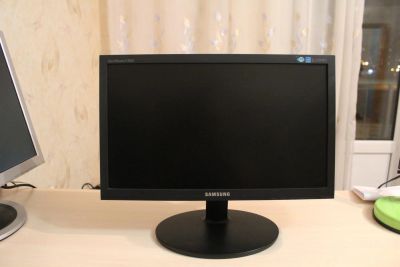 Лот: 10881444. Фото: 1. Монитор Samsung 18.5" E1920N 1366x768... ЖК-мониторы