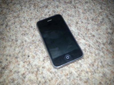Лот: 2452294. Фото: 1. Продам iphone 3gs 16gb. Кнопочные мобильные телефоны