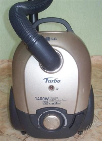 Лот: 920961. Фото: 1. Пылесос LG. Пылесосы, паровые швабры