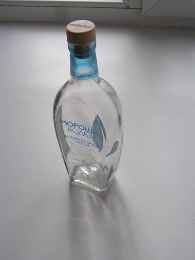 Лот: 7956190. Фото: 1. Бутылка (пустая) от водки "Мороша... Контейнеры, банки