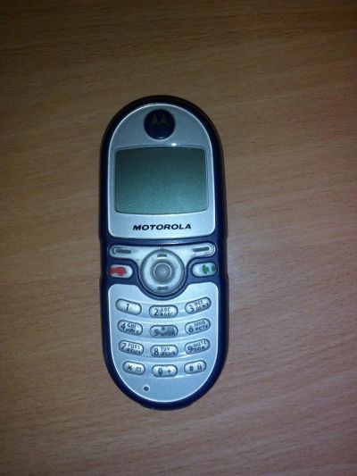 Лот: 10929606. Фото: 1. телефон Motorola C200. Кнопочные мобильные телефоны