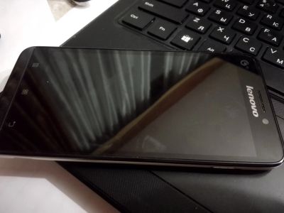 Лот: 17021789. Фото: 1. Смартфон Lenovo A828t. Смартфоны