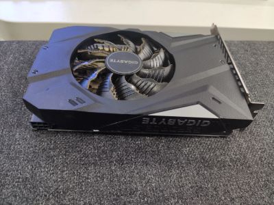 Лот: 19587259. Фото: 1. Видеокарта gigabite gtx1650 (gv-n1656oc-4gd... Видеокарты