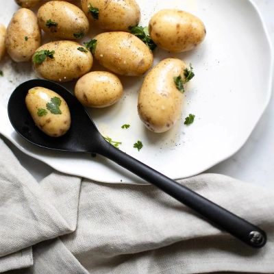 Лот: 24940750. Фото: 1. Ложка Robert Welch Signature Non-Stick. Кухонные аксессуары