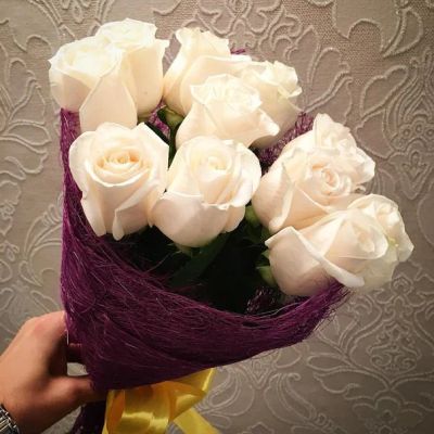 Лот: 6399434. Фото: 1. Букет из 11 кремовых роз ! Эквадор... Свежие цветы