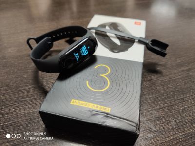 Лот: 14753069. Фото: 1. Xiaomi Mi Band 3 Б/У. Смарт-часы, фитнес-браслеты, аксессуары