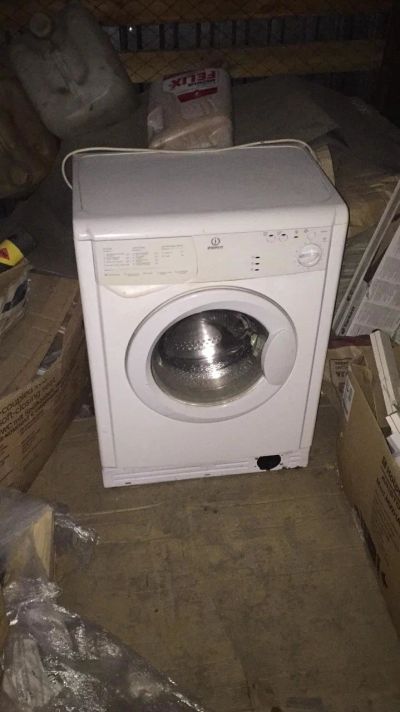 Лот: 17938109. Фото: 1. Стиральная машина Indesit WISA... Стиральные машины