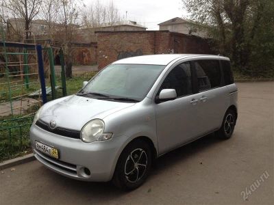 Лот: 1989315. Фото: 1. Продам TOYOTA SIENTA 2003год... Автомобили