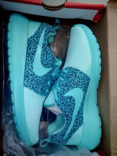 Лот: 7191488. Фото: 1. nike roshe run 35-39. Кеды, кроссовки, слипоны