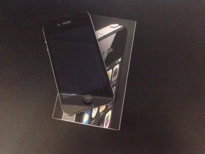 Лот: 8813870. Фото: 1. iPhone 4 8gb. Смартфоны