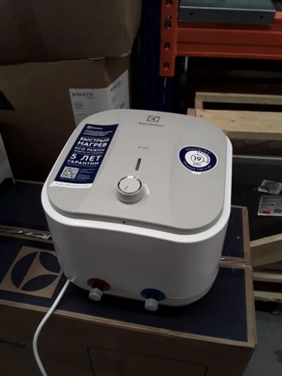 Лот: 18840410. Фото: 1. Водонагреватель electrolux ewh... Водонагреватели, бойлеры