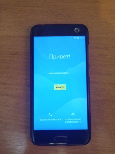 Лот: 18799355. Фото: 1. ZTE blade v8. Смартфоны