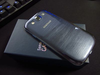 Лот: 3468362. Фото: 1. Samsung Galaxy S 3 . Почти новый... Смартфоны
