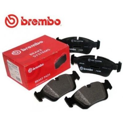 Лот: 10728394. Фото: 1. колодки тормозные задние Brembo. Тормозная система
