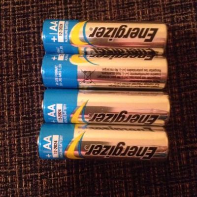 Лот: 5234954. Фото: 1. Батарейки Energizer AA 12-2024... Батарейки, аккумуляторы, элементы питания