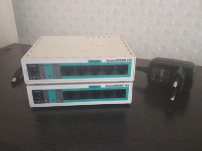 Лот: 11513161. Фото: 1. Mikrotik RouterBoard 750. Маршрутизаторы (роутеры)