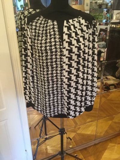 Лот: 25440282. Фото: 1. Блузка летняя новая Фирма M&S. Другое (одежда, обувь, галантерея)