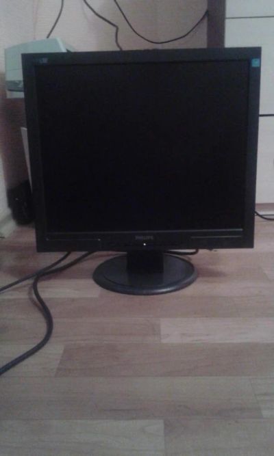 Лот: 6980600. Фото: 1. монитор Philips 170s диагональ... ЖК-мониторы