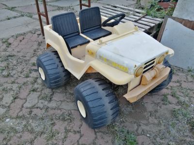 Лот: 22851578. Фото: 1. Автомобиль на аккумуляторах. Детские электромобили