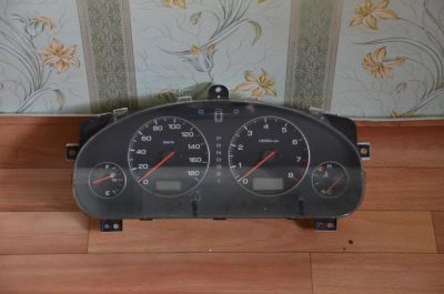Лот: 4700557. Фото: 1. Панель приборов на Subaru Legacy... Салон