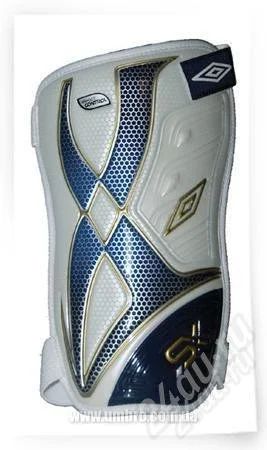 Лот: 973524. Фото: 1. Щитки футбольные Umbro. Защита тела