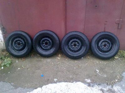 Лот: 547721. Фото: 1. Штамповка + резина 175/70/R13. Шины на дисках