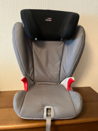 Лот: 23457966. Фото: 1. Автокресло Britax Roemer Kidfix... Детские автокресла