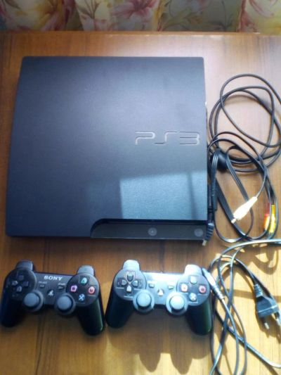 Лот: 9273061. Фото: 1. Ps3 160g + 2 джостика + 4 игры. Игровые приставки, консоли