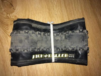 Лот: 9956468. Фото: 1. Maxxis high roller 26x2.10 почти... Запчасти
