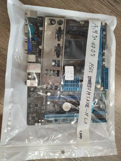 Лот: 17132220. Фото: 1. Материнская плата ASUS M5A78L-M... Материнские платы