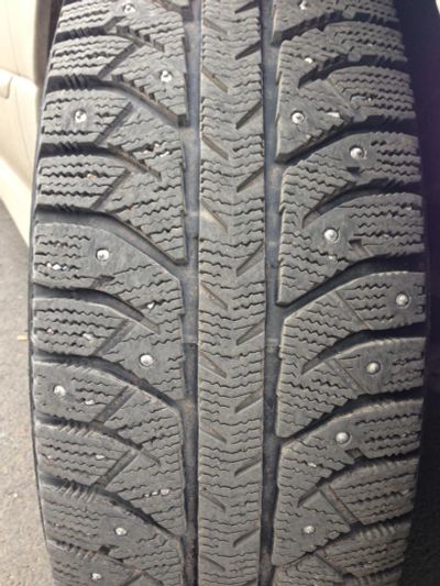 Лот: 6292421. Фото: 1. Зимние шины Bridgestone Ice Cruiser... Шины