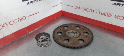 Лот: 17848215. Фото: 1. Маховик Toyota Vitz SCP10 1SZ-FE... Другое (автозапчасти)