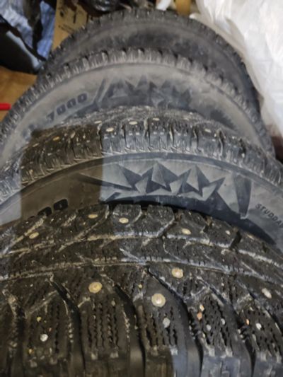 Лот: 24926801. Фото: 1. Шины шипованные Bridgestone ice... Шины