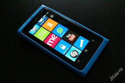 Лот: 2513437. Фото: 1. Nokia Lumia 800! огонь трубка... Смартфоны