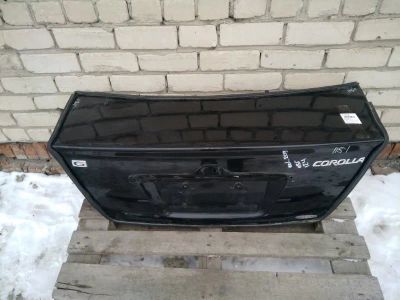 Лот: 21410406. Фото: 1. крышка багажника Toyota Corolla... Двигатель и элементы двигателя