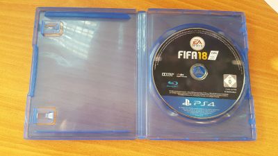 Лот: 14616775. Фото: 1. Fifa 18 | PS4. Игры для консолей
