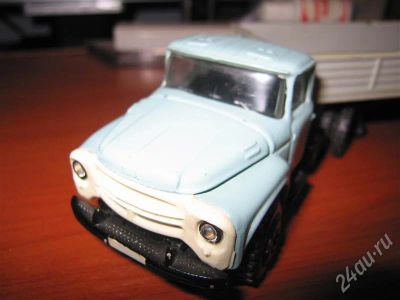 Лот: 704614. Фото: 1. ЗИЛ-130В1 с ОДА3-885. Автомоделизм