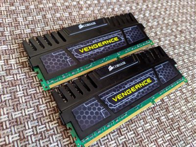 Лот: 16497285. Фото: 1. Оперативная память DDR3 Corsair. Оперативная память