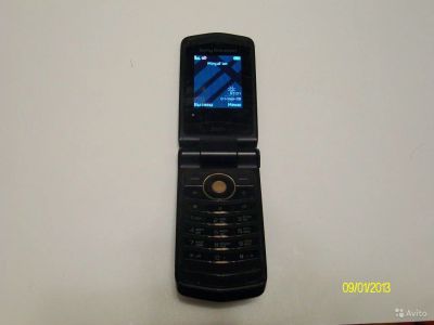 Лот: 6884603. Фото: 1. SonyEricsson Z555. Кнопочные мобильные телефоны