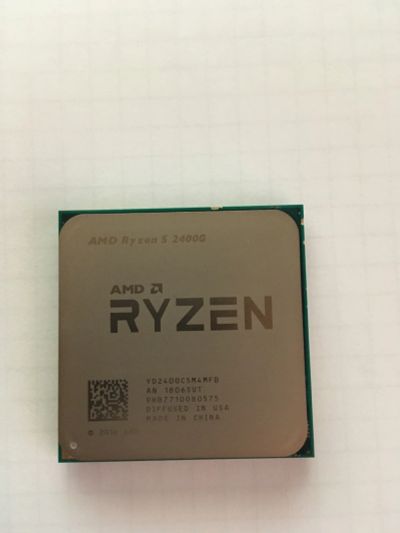 Лот: 17983982. Фото: 1. Процессор AMD Ryzen 5 2400G. Процессоры
