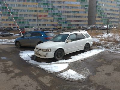 Лот: 17404422. Фото: 1. Toyota sprinter Carib 1.6 механика. Автомобили