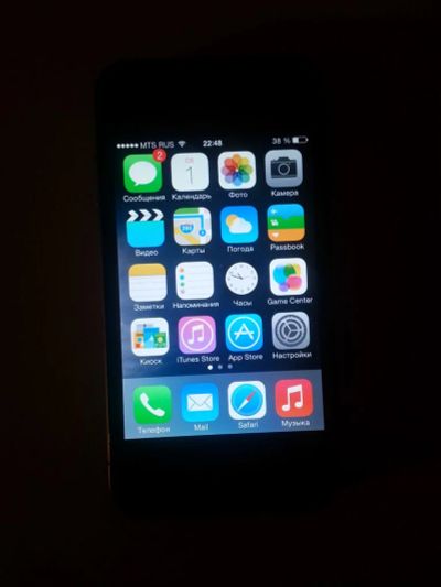 Лот: 3670179. Фото: 1. iphone 4g 8gb. Смартфоны