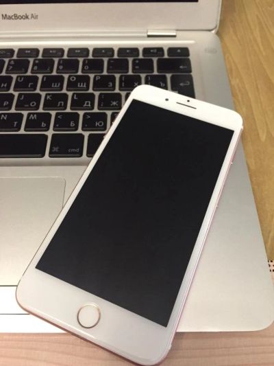 Лот: 10507459. Фото: 1. iPhone 7 Plus 128 gb Ростест... Смартфоны